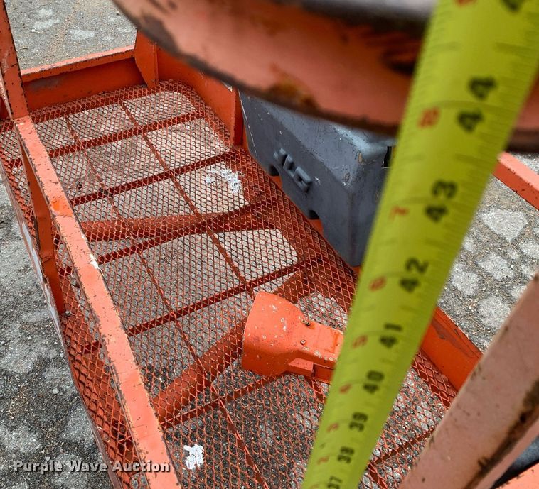 image for item LH9741 2005 JLG 450AJSII  boom lift