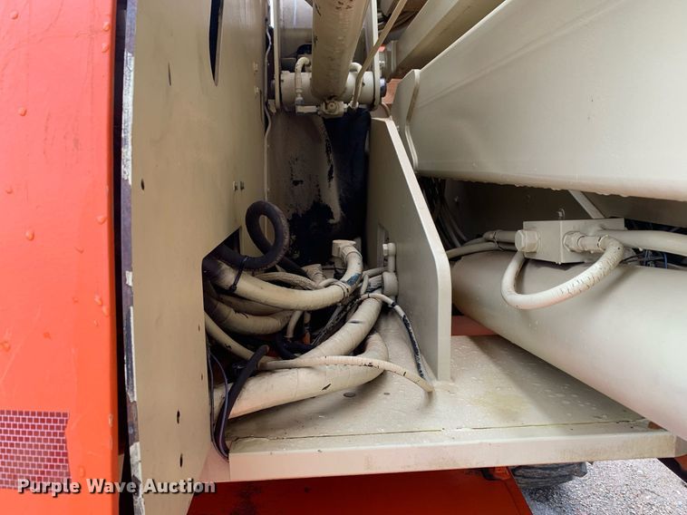 image for item LH9741 2005 JLG 450AJSII  boom lift