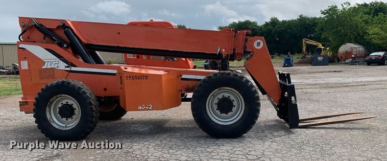 image for item LH9742 2006 Sky Trak 8042  telehandler