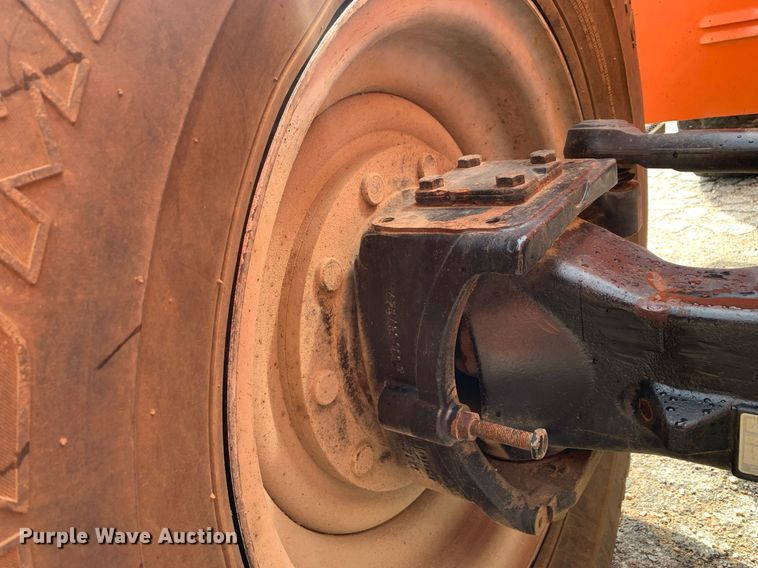 image for item LH9742 2006 Sky Trak 8042  telehandler