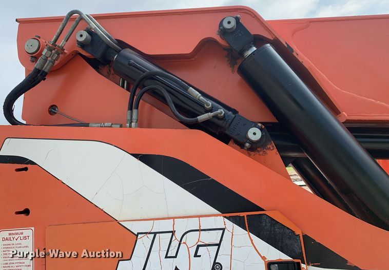 image for item LH9742 2006 Sky Trak 8042  telehandler