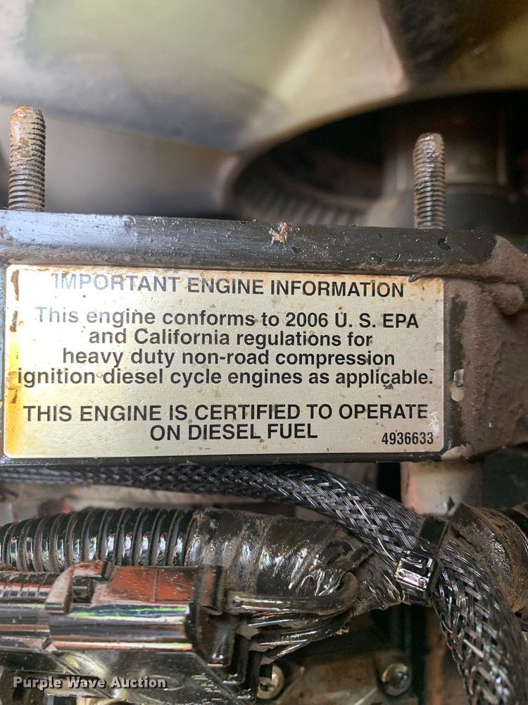 image for item LH9742 2006 Sky Trak 8042  telehandler