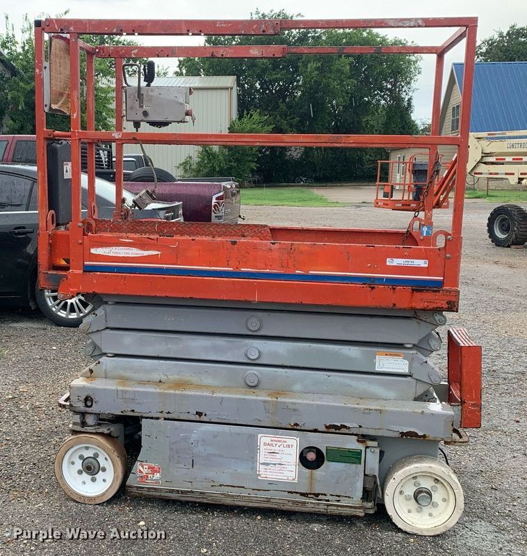 image for item LH9743 2008 Skyjack SJIII3219  scissor lift