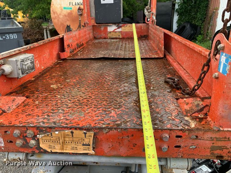 image for item LH9743 2008 Skyjack SJIII3219  scissor lift