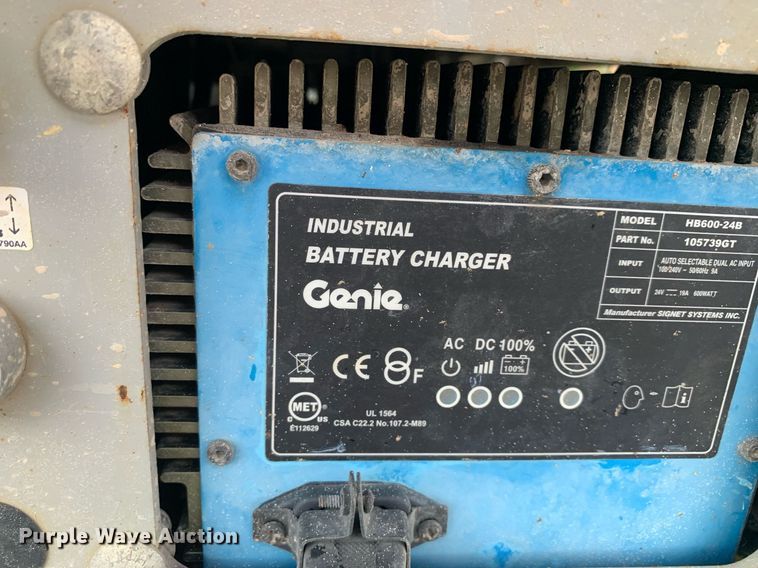 image for item LH9743 2008 Skyjack SJIII3219  scissor lift