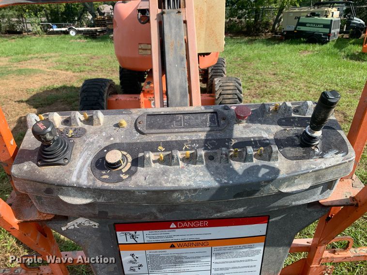 image for item LH9745 2014 JLG 450AJ Series II  boom lift