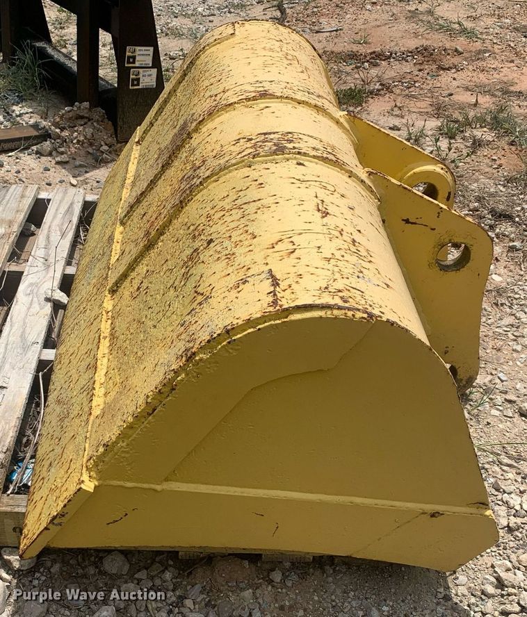 image for item LH9749 Excavator bucket
