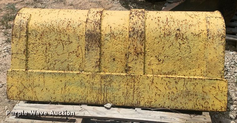 image for item LH9749 Excavator bucket