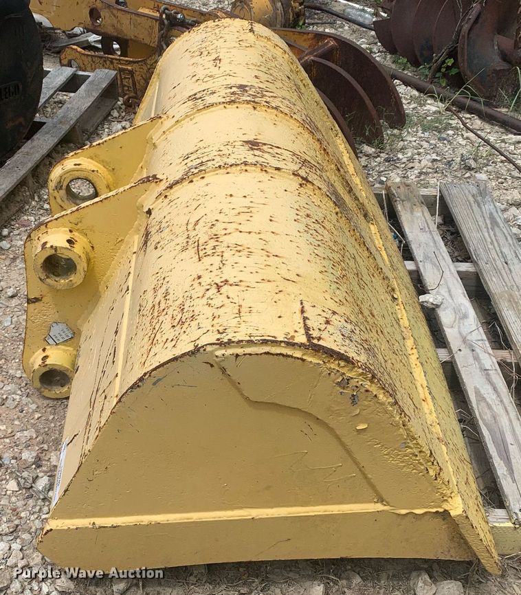 image for item LH9749 Excavator bucket