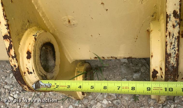 image for item LH9749 Excavator bucket