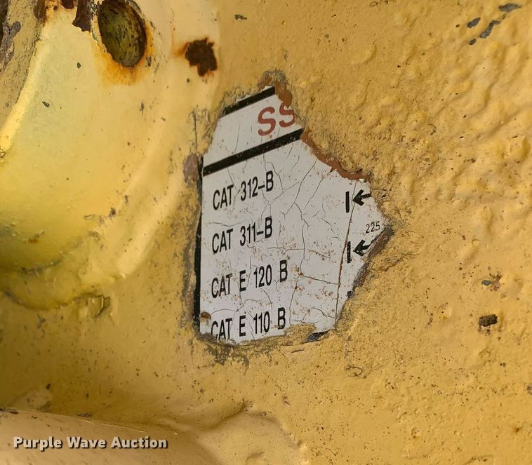 image for item LH9749 Excavator bucket