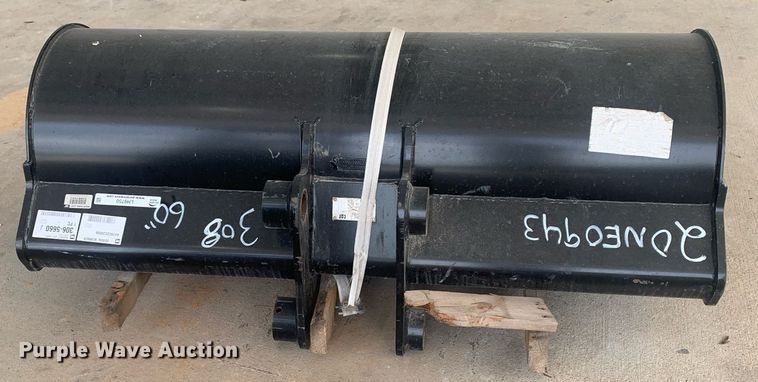 image for item LH9750 Caterpillar 306-5660  excavator bucket
