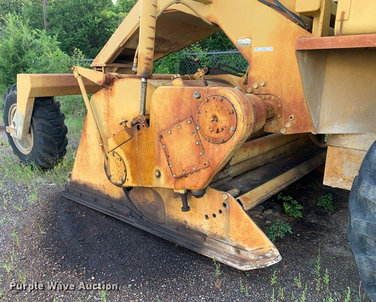 image for item LH9767 1987 Caterpillar SS-250  soil stabilizer