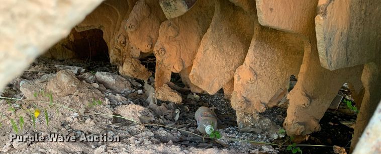 image for item LH9767 1987 Caterpillar SS-250  soil stabilizer