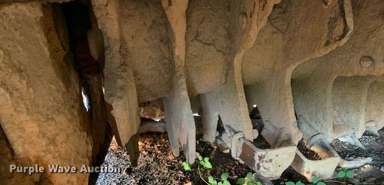 image for item LH9767 1987 Caterpillar SS-250  soil stabilizer