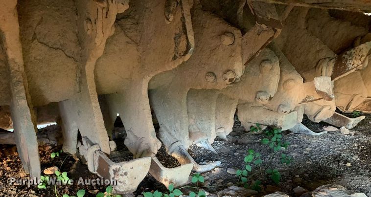 image for item LH9767 1987 Caterpillar SS-250  soil stabilizer