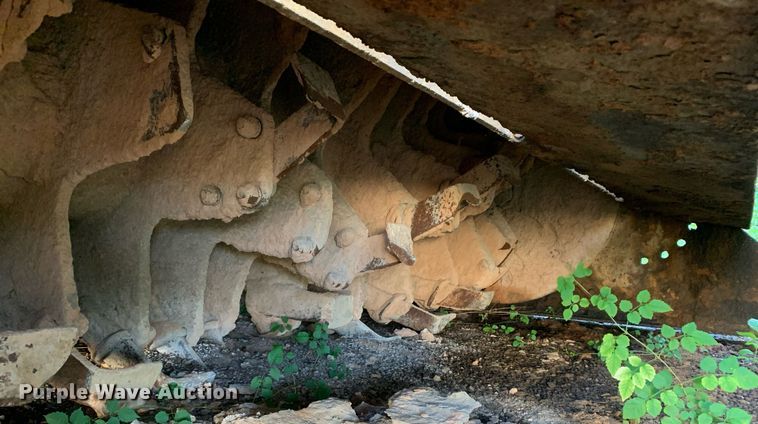 image for item LH9767 1987 Caterpillar SS-250  soil stabilizer