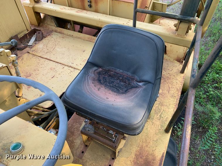 image for item LH9767 1987 Caterpillar SS-250  soil stabilizer