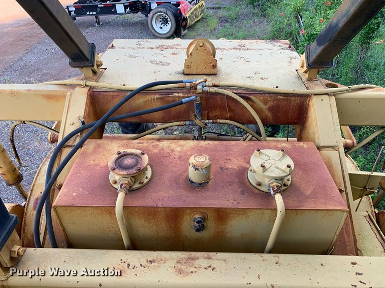 image for item LH9767 1987 Caterpillar SS-250  soil stabilizer