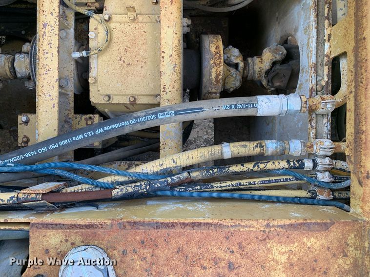 image for item LH9767 1987 Caterpillar SS-250  soil stabilizer