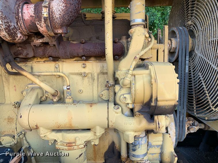 image for item LH9767 1987 Caterpillar SS-250  soil stabilizer