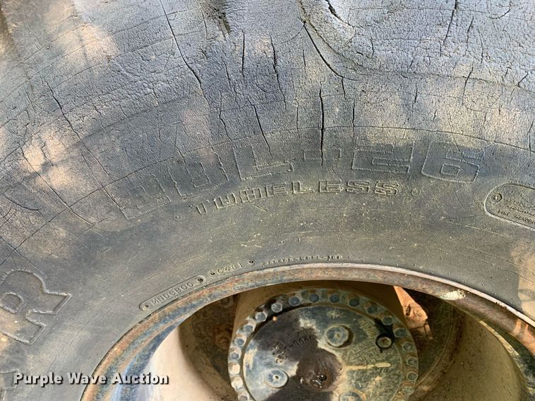 image for item LH9767 1987 Caterpillar SS-250  soil stabilizer