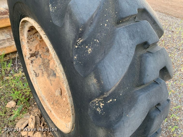 image for item LH9767 1987 Caterpillar SS-250  soil stabilizer