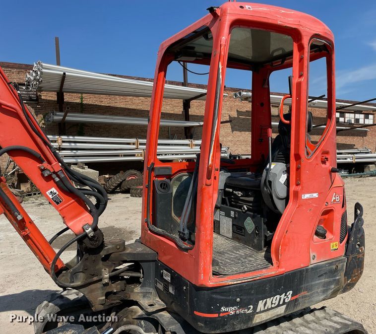 image for item LJ9780 2016 Kubota KX91-3S2  mini excavator