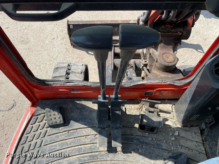 image for item LJ9780 2016 Kubota KX91-3S2  mini excavator