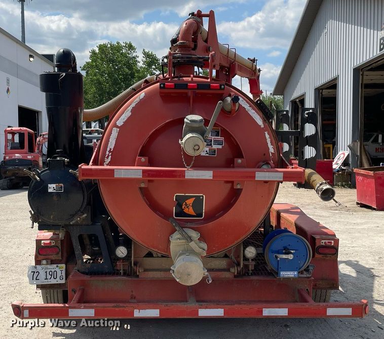 image for item LJ9781 2013 Ditch Witch FX50  vacuum excavator