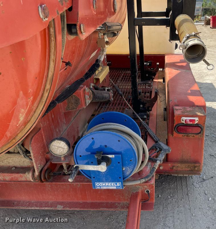 image for item LJ9781 2013 Ditch Witch FX50  vacuum excavator