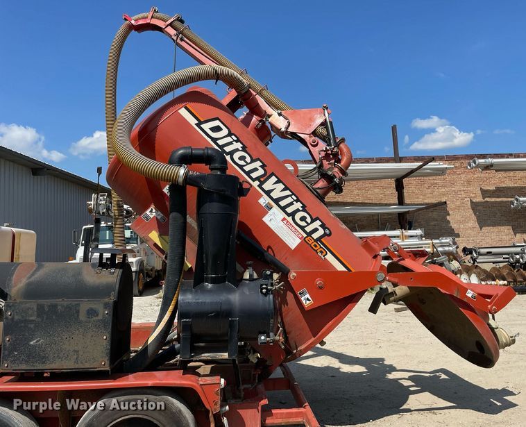 image for item LJ9781 2013 Ditch Witch FX50  vacuum excavator