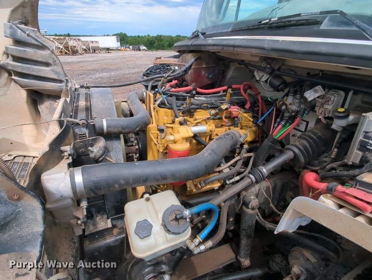 image for item LM9850 2007 Freightliner Business Class M2  water truck