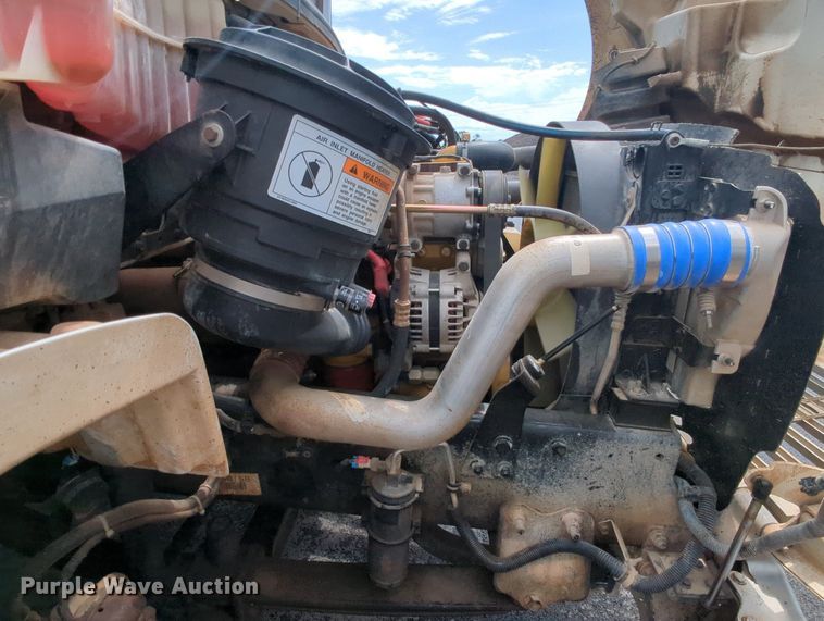 image for item LM9850 2007 Freightliner Business Class M2  water truck