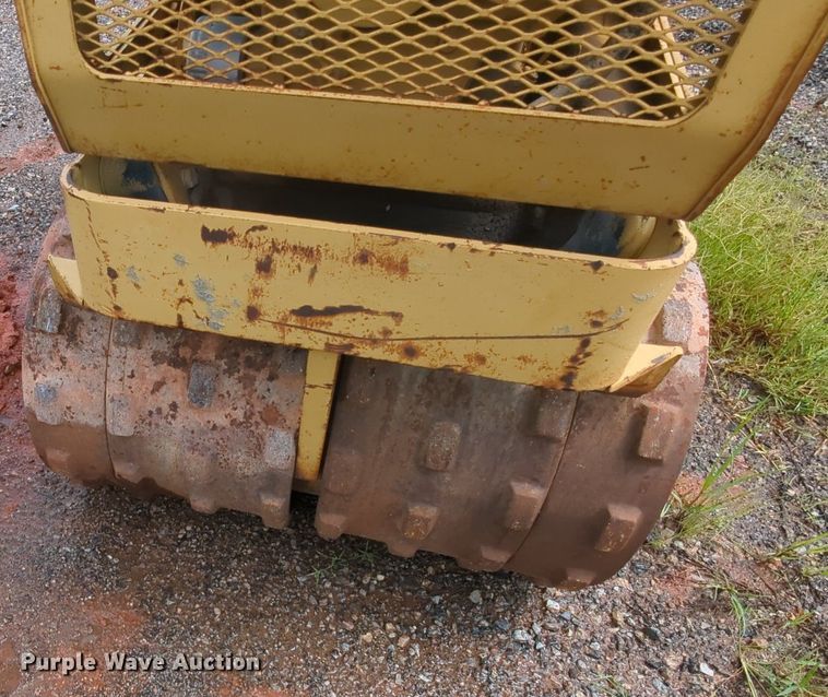 image for item LM9857 1991 Vermeer TC23-33  trench compactor