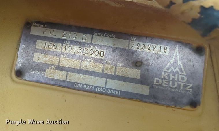 image for item LM9857 1991 Vermeer TC23-33  trench compactor