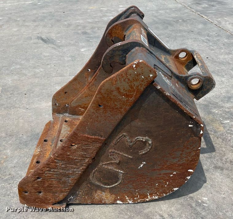 image for item LS9475 Bobcat  mini excavator bucket