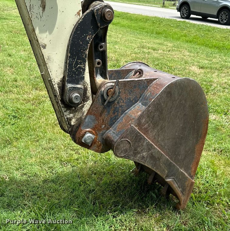 image for item MB9691 2006 Ingersoll Rand ZX-75  mini excavator