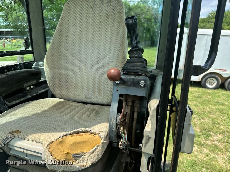 image for item MB9691 2006 Ingersoll Rand ZX-75  mini excavator