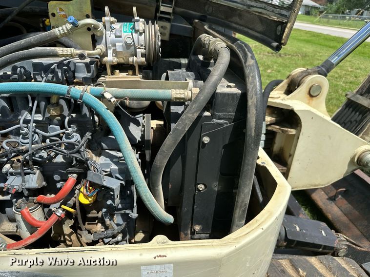 image for item MB9691 2006 Ingersoll Rand ZX-75  mini excavator