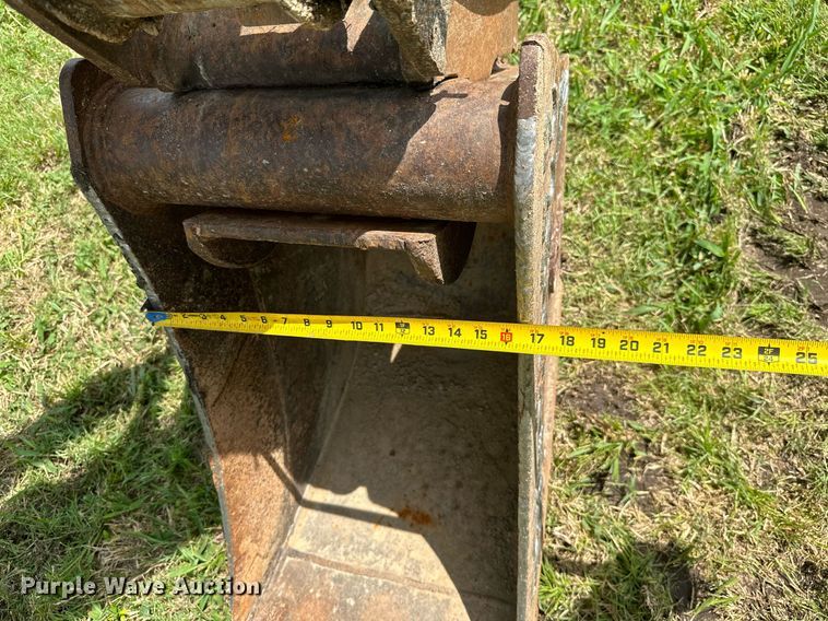 image for item MB9692 2006 Bobcat 442  mini excavator