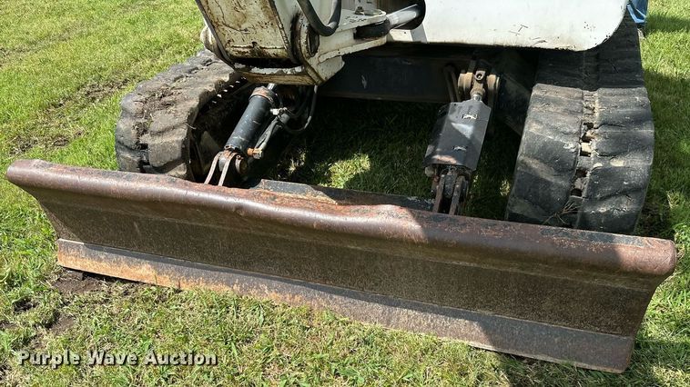image for item MB9692 2006 Bobcat 442  mini excavator