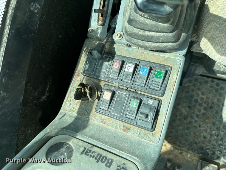 image for item MB9692 2006 Bobcat 442  mini excavator