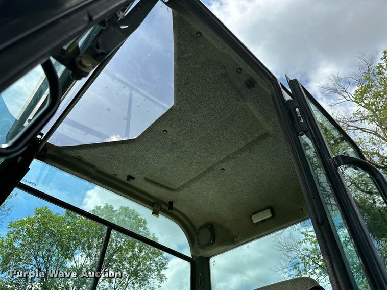 image for item MB9692 2006 Bobcat 442  mini excavator