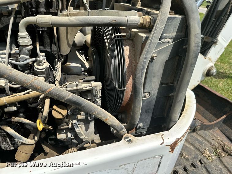 image for item MB9692 2006 Bobcat 442  mini excavator