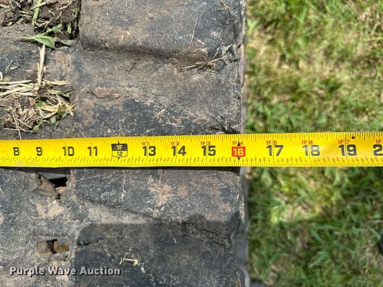 image for item MB9692 2006 Bobcat 442  mini excavator