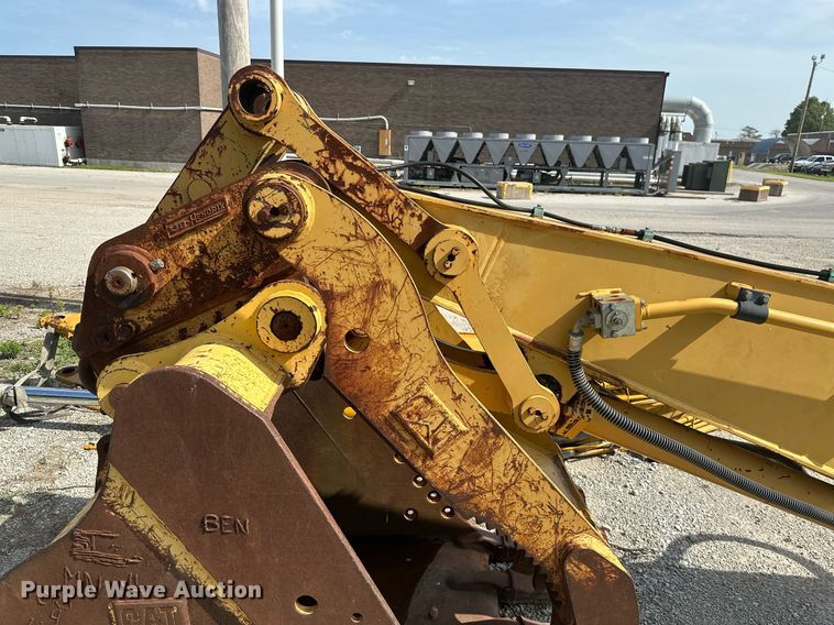 image for item MB9757 Caterpillar 322BL  boom and stick