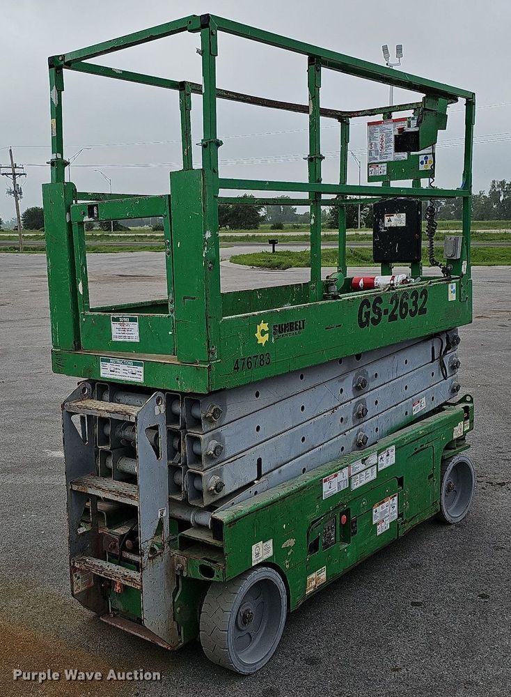 image for item MD9940 2012 Genie GS-2632  scissor lift