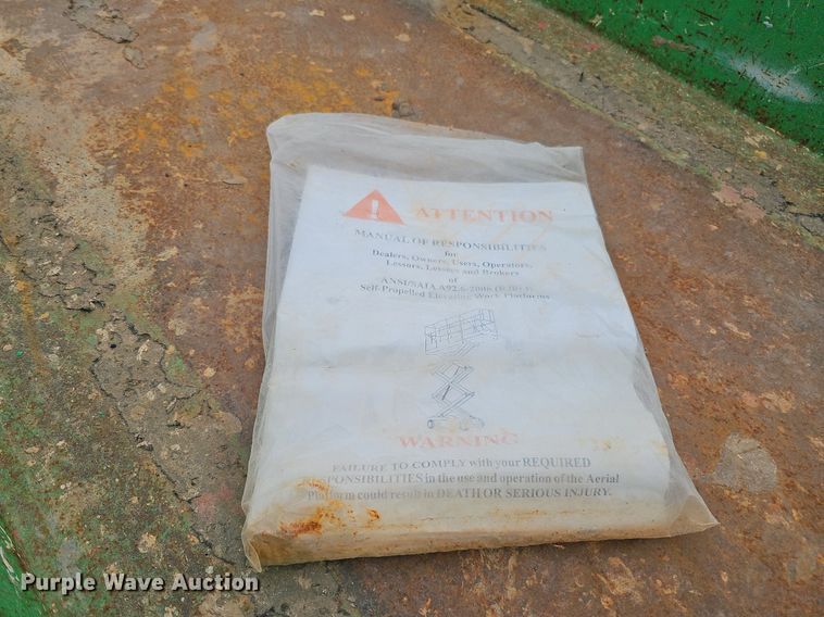 image for item MD9940 2012 Genie GS-2632  scissor lift