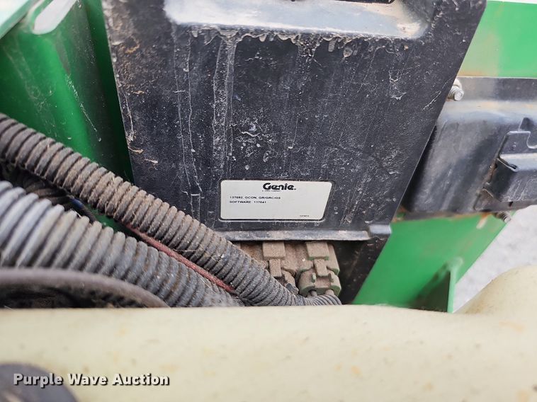 image for item MD9940 2012 Genie GS-2632  scissor lift